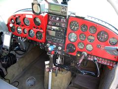 Old Cockpit - Instrument Panel Pre-FP5.jpg